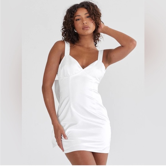 Princess Polly Satin Dress - Never worn - Picture 2 of 5